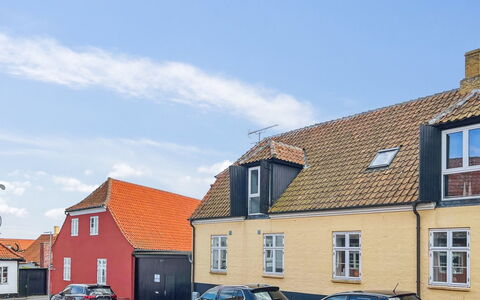 Vivina - 200M from the Sea: Bois, Toit, Architecture, Domicile, Maison, Chalet, Siding, Dur, Pente, Biens