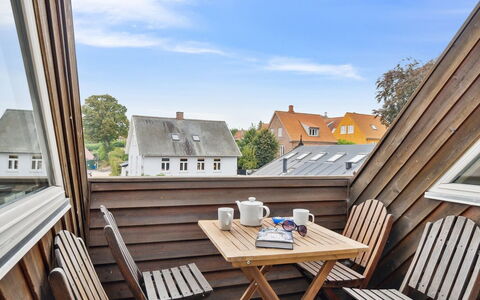 Vivina - 200M from the Sea: Bois, Toit, Architecture, Domicile, Maison, Chalet, Siding, Dur, Pente, Biens
