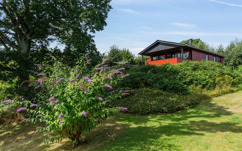 Makrina - 150M from the Sea: Arbuste, Jardin, Chalet, Couverture De Sol, Pelouse, Cour, Batiments Jardin, Ferme, Aménagement Paysager, Arrière-Cour