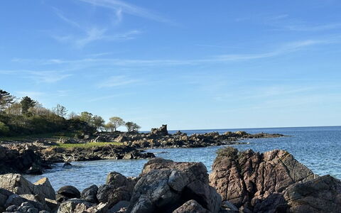 Makrina - 150M from the Sea: Bleu, L'Eau, Roche, Côte, Cotiers Et Relief Océaniques, Paysage Naturel, Horizon, Mer, Rive, Été