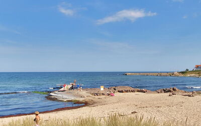 Effy - 300M from the Sea