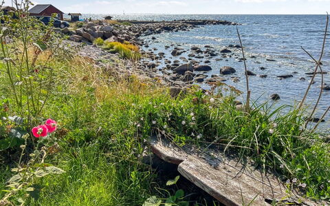 Malila - 15M from the Sea: Bois, Toit, Architecture, Domicile, Maison, Chalet, Siding, Dur, Pente, Biens