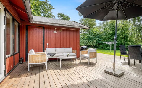 Vickie - 600M from the Sea: Bois, Domicile, Porche, Plate-Forme, Dur, Toit, Tache De Bois, Parquet, Eco Hôtel