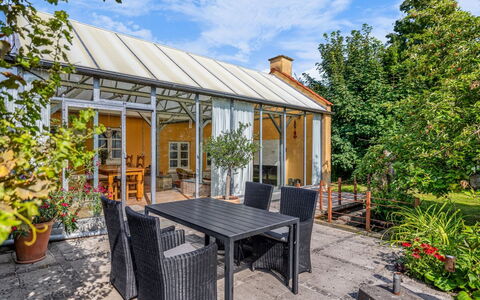 Huno - 2Km from the Sea: Arbuste, Toit, Chalet, Domicile, Lot Terre, Porte, Porche, Jardin, Biens