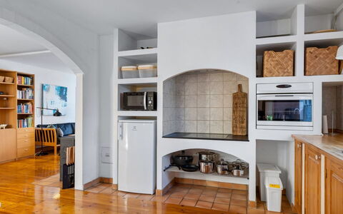 Huno - 2Km from the Sea: Design Intérieur, Sol, Mur, Meubles, Bois, Plafond, Sol, Cuisine, Éclairage, Pièce