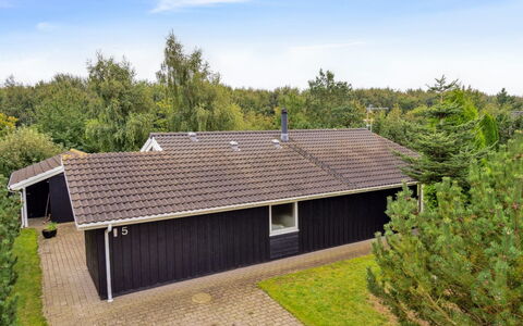 Eljena - 700M from the Sea