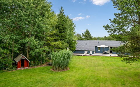 Ljiljana - 2Km from the Sea: Chalet, Cabanon, Cabane, Ferme, Prairie, Cabane, Grange, Cabane En Rondins, Batiments Jardin