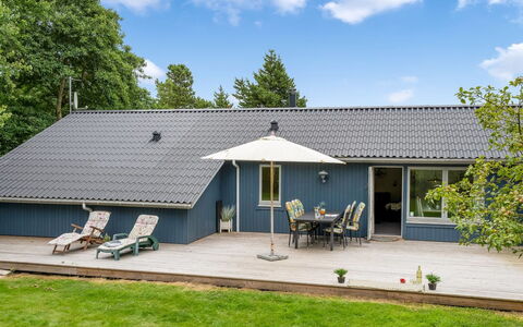 Ljiljana - 2Km from the Sea: Chalet, Cabanon, Cabane, Ferme, Prairie, Cabane, Grange, Cabane En Rondins, Batiments Jardin