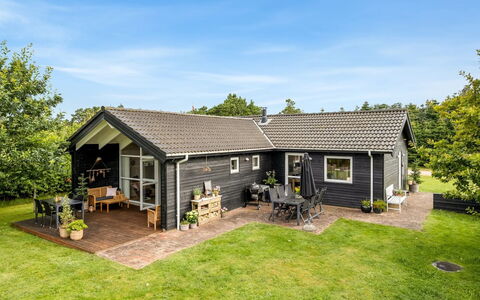 Jarmunrek - 400M to the Fjord: Maison, Toit, Domicile, Chalet, Cabanon, Batiments Jardin, Siding, Cour, Cabane En Rondins, Cabane