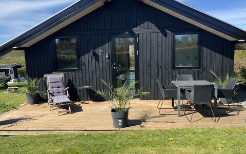 Lauha - 400M from the Sea: Bois, Domicile, Porche, Plate-Forme, Dur, Toit, Tache De Bois, Parquet, Eco Hôtel