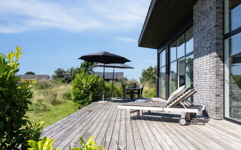 Bæver - 200M from the Sea: Bois, Domicile, Porche, Plate-Forme, Dur, Toit, Tache De Bois, Parquet, Eco Hôtel