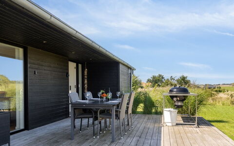 Bæver - 200M from the Sea: Bois, Domicile, Porche, Plate-Forme, Dur, Toit, Tache De Bois, Parquet, Eco Hôtel