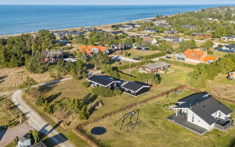Mirkka - 200M from the Sea: Herbe, Prairie, Lot Terre, Chalet, Zone Rurale, Prairie, Batiments Jardin, Jardin, Cabanon