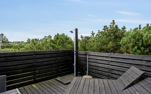 Mirkka - 200M from the Sea: Herbe, Prairie, Lot Terre, Chalet, Zone Rurale, Prairie, Batiments Jardin, Jardin, Cabanon