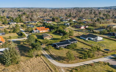 Mirkka - 200M from the Sea