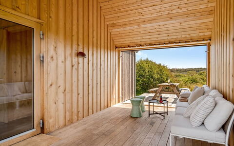 Onni - 250M from the Sea: Maison, Domicile, Toit, Zone Résidentielle, Chalet, Biens, Ferme, Pelouse, Aménagement Paysager, Siding