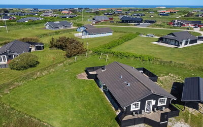 Winona - 600M from the Sea