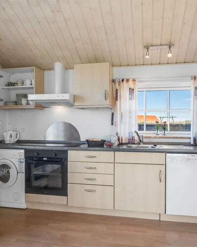 Winona - 600M from the Sea