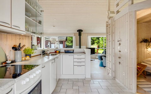Ani - 700M from the Sea: Design Intérieur, Sol, Bois, Cuisine, Plafond, Meubles, Sol, Comptoir, Luminaire, Pièce