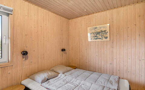 Gisella - 900M from the Sea: Mur, Chambre, Sol, Bois, Sol, Lit, Design Intérieur, Plafond, Drap De Lit, Pièce