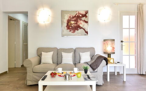 Bungalow Melocotones Pm49: Vert, Feuille, Plante, Arbre, Biome, Herbe, Loisir, Suppression Des Plantes Ligneuses, Design Urbain, Teintes Et Ombres