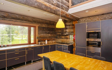 Naava: Balcon, Appartement, Ombre, Verre, Condominium, Balustrade, Porche, Daylighting, Plate-Forme, Mobilier De Jardin