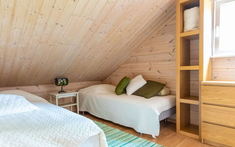Villa Sirpia: Meubles, Design Intérieur, Sol, Sol, Lit, Chambre, Bois, Plafond, Parquet, Pièce