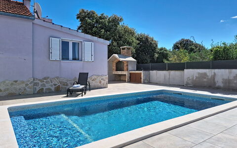 Nancy: Bleu, Piscine, Zone Résidentielle, Composite, Béton, Caractéristique De L'Eau, Biens, Recours, Villa, Dalle