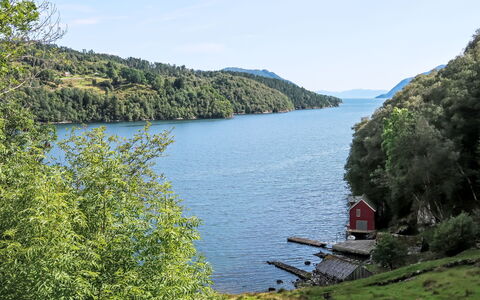 Askelund: Nuage, Ciel, Montagne, Plante, Écorégion, Paysage Naturel, Arbre, Herbe, Montagnes, Biome