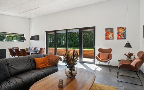 Thorkjell - 350M from the Sea: Bois, Domicile, Porche, Plate-Forme, Dur, Toit, Tache De Bois, Parquet, Eco Hôtel