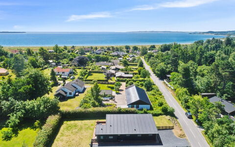 Thorkjell - 350M from the Sea: Bois, Domicile, Porche, Plate-Forme, Dur, Toit, Tache De Bois, Parquet, Eco Hôtel