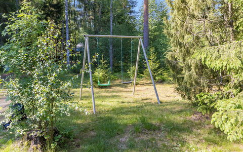 Kesäranta: Bois, Sol, Sol, Meubles, Parquet, Design Intérieur, Lit Superposé, Pièce, Tache De Bois, Dur