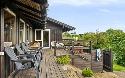 Yardila - 1.4Km from the Sea: Bois, Toit, Architecture, Domicile, Maison, Chalet, Siding, Dur, Pente, Biens