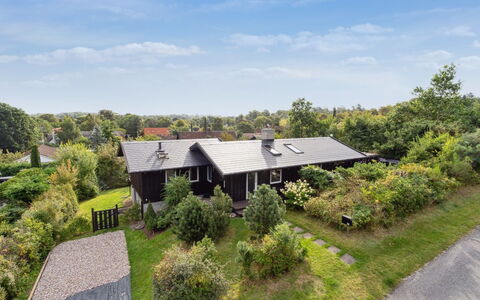 Yardila - 1.4Km from the Sea: Bois, Toit, Architecture, Domicile, Maison, Chalet, Siding, Dur, Pente, Biens