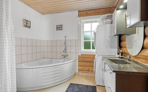 Sigga - 1.6Km from the Sea: Bois, Toit, Architecture, Domicile, Maison, Chalet, Siding, Dur, Pente, Biens