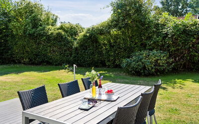 Laerke - 200M from the Sea