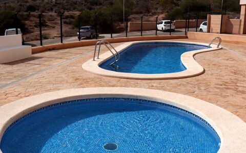 El Pinar de San Ginés: Piscine, Composite, Ombre, Mobilier De Jardin, Recours, Balancelle, Tuile, Ville Resort