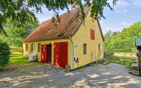 Waldemar - 8Km from the Sea: Bois, Toit, Architecture, Domicile, Maison, Chalet, Siding, Dur, Pente, Biens