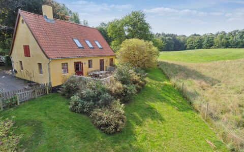 Waldemar - 8Km from the Sea: Bois, Toit, Architecture, Domicile, Maison, Chalet, Siding, Dur, Pente, Biens