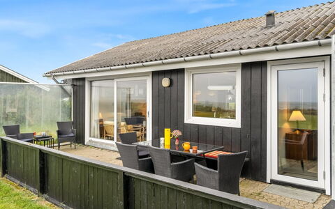 Snioulf - 10M from the Sea: Bois, Domicile, Porche, Plate-Forme, Dur, Toit, Tache De Bois, Parquet, Eco Hôtel