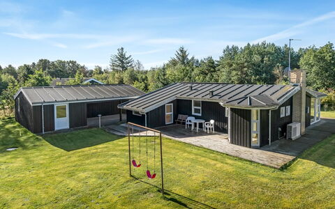 Martina - 500M from the Sea: Herbe, Prairie, Lot Terre, Chalet, Zone Rurale, Prairie, Batiments Jardin, Jardin, Cabanon