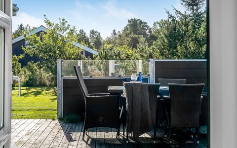 Martina - 500M from the Sea: Herbe, Prairie, Lot Terre, Chalet, Zone Rurale, Prairie, Batiments Jardin, Jardin, Cabanon