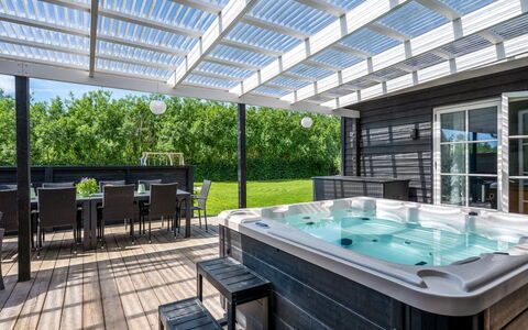 Thala - 500M from the Sea: Mobilier De Jardin, Piscine, Sol, Meubles, Plate-Forme, Composite, Loisir, Ombre, Patio