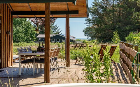 Duco - 780M from the Sea: Bois, Lot Terre, Chalet, Ombre, Batiments Jardin, Jardin, Structure En Plein Air, Dur, Eco Hôtel