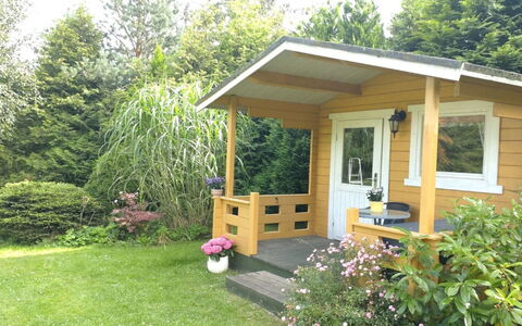 Kasper - 700M from the Sea: Toit, Maison, Domicile, Chalet, Siding, Biens, Allée, Batiments Jardin, Cour, Cabanon