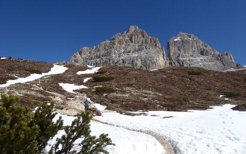 Baita Tersilia Mountain And Lake, Veneto: Ciel, Montagne, Neige, Paysage Naturel, Pente, Montagnes, Plante, Terrain, Calotte Glaciaire, Glacial Relief