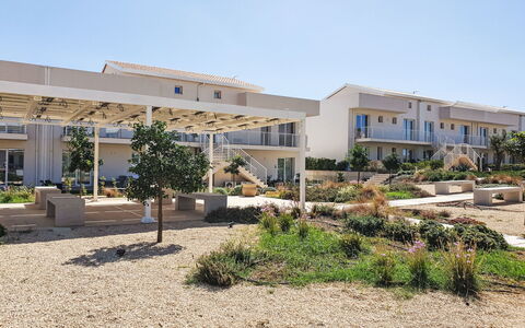 Sogno di Emanuel: Plante, Ciel, Propriété, Bâtiment, Lot Terre, Design Urbain, Arbre, Immobilier, Zone Résidentielle, Paysage