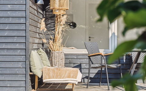 Frede - 1Km from the Sea: Toit, Maison, Domicile, Chalet, Porte, Siding, Plate-Forme, Porche, Planche, Dur