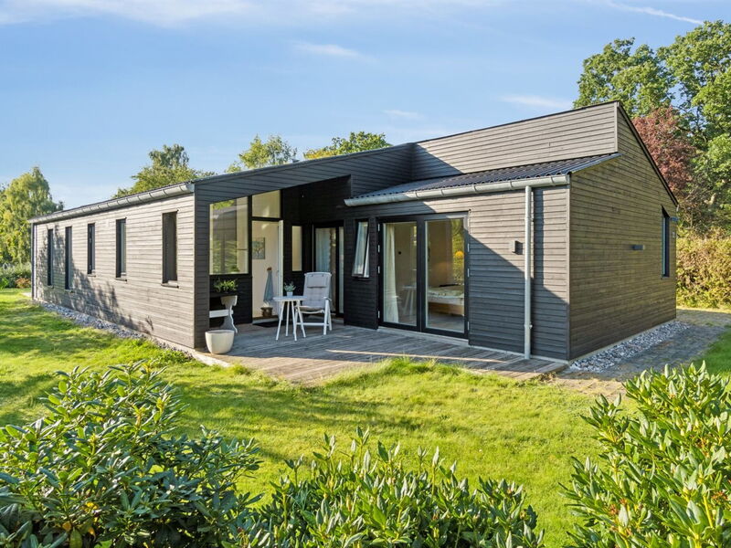 Annlisa - 750M from the Sea