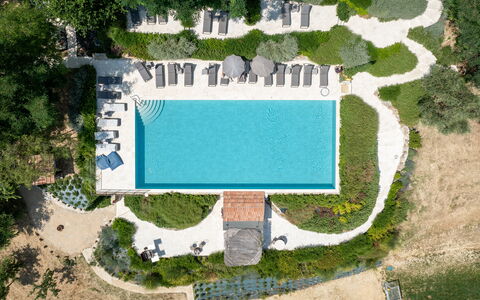 Correggiolo Spereto Apartment With Pool, Montaione: Piscine, Mobilier De Jardin, Recours, Loisir, Balancelle, Jardin, Eco Hôtel, Thermes, Parapluie, Ombre